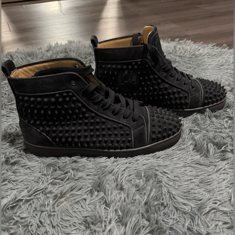 Mens Louboutin Sneakers size 41 1/2